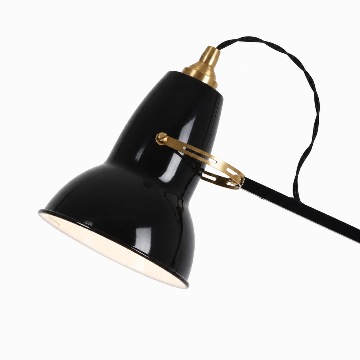 Modryx Adjustable Modern Wall Lamp with Bracket Sleek Aluminium Shade for Living Space