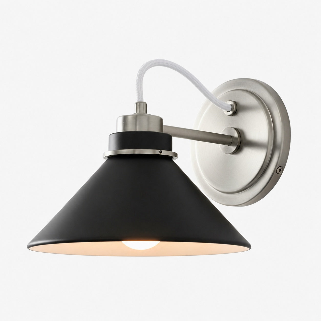 Aurenza Sconce – Farmhouse Wall Light with Metal Accents for Cozy Spaces