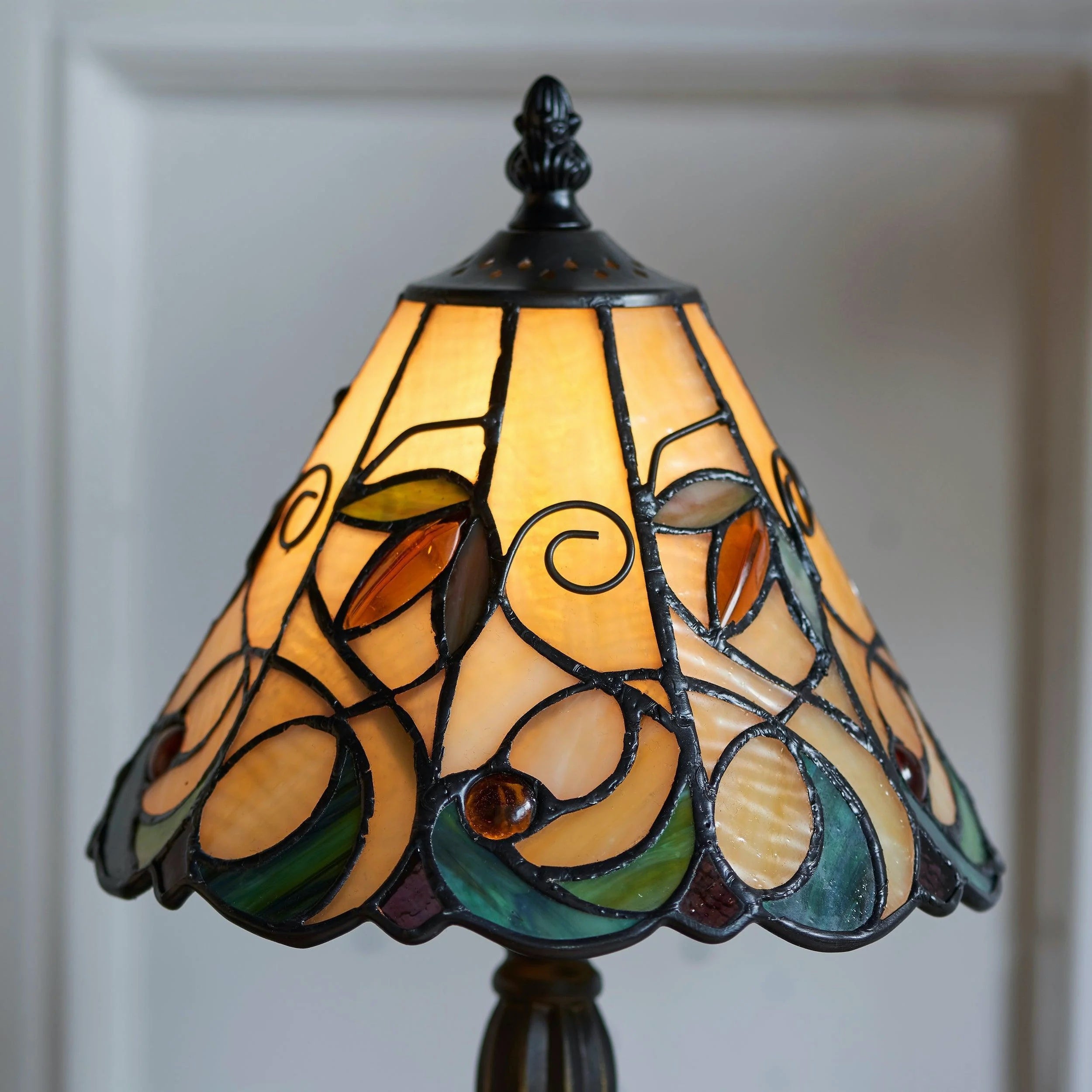 TF Jamelia Classic Stained Glass Table Light Lamp - Handcrafted Glass Light for Bedroom