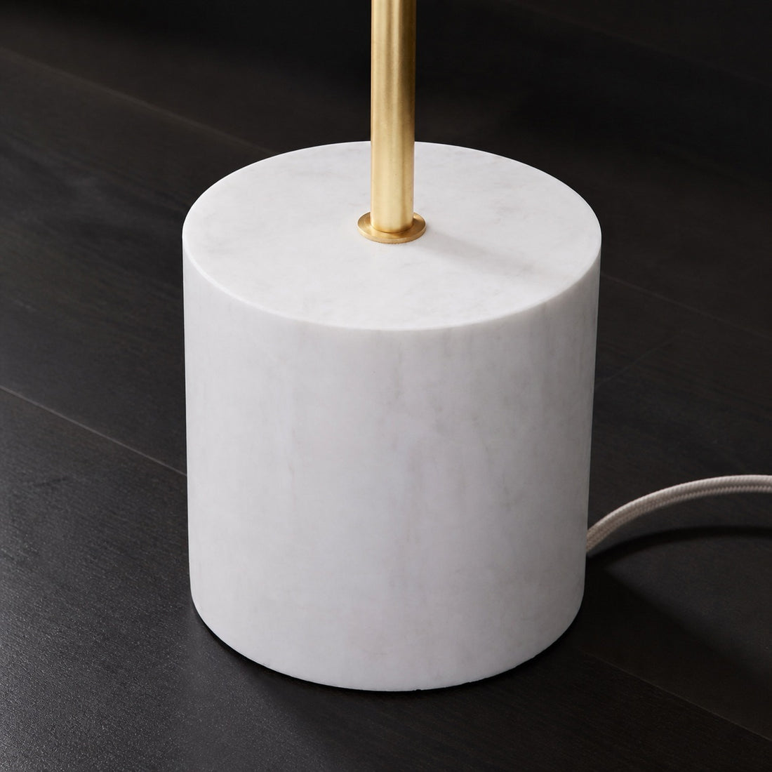 Alessora Sphere Stem Floor Lamp – Metal Frame Marble Base Elegant Lighting