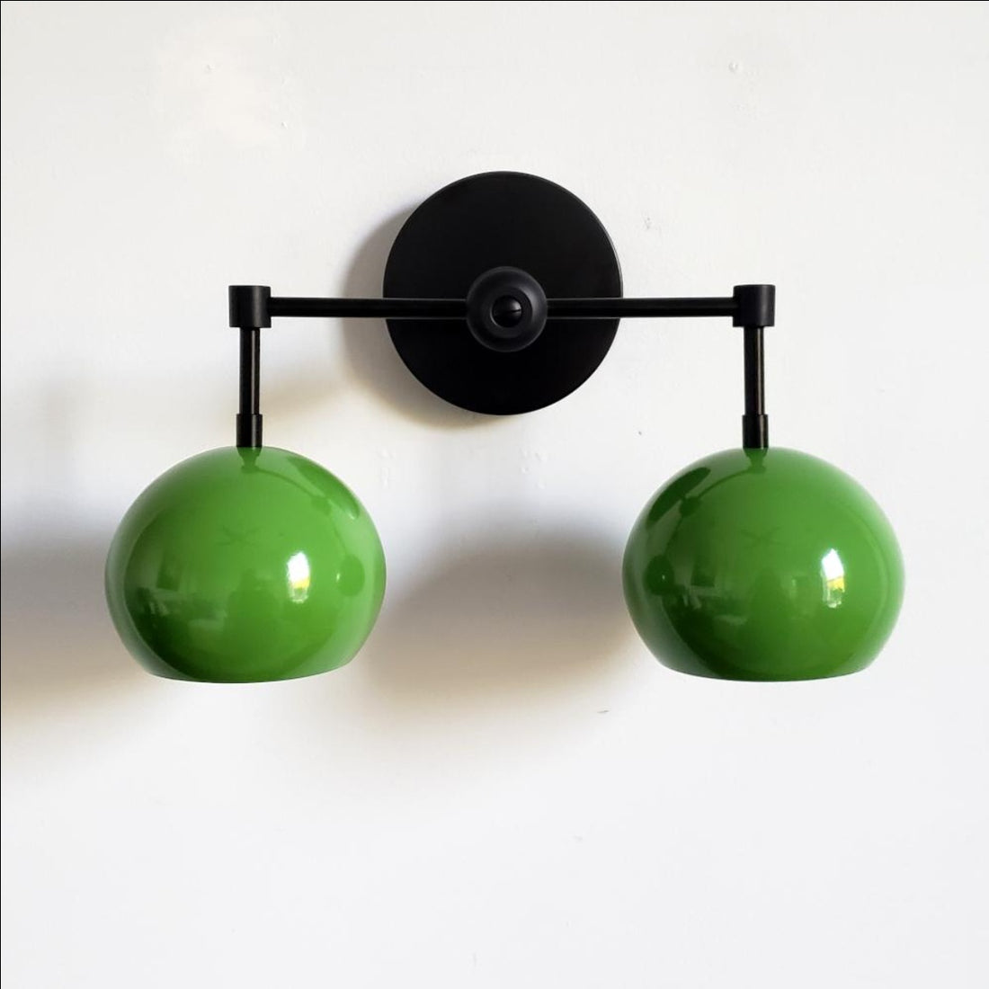 Spring Green Shades Loa Sconce - Double Bubble Pop Vanity Wall Light