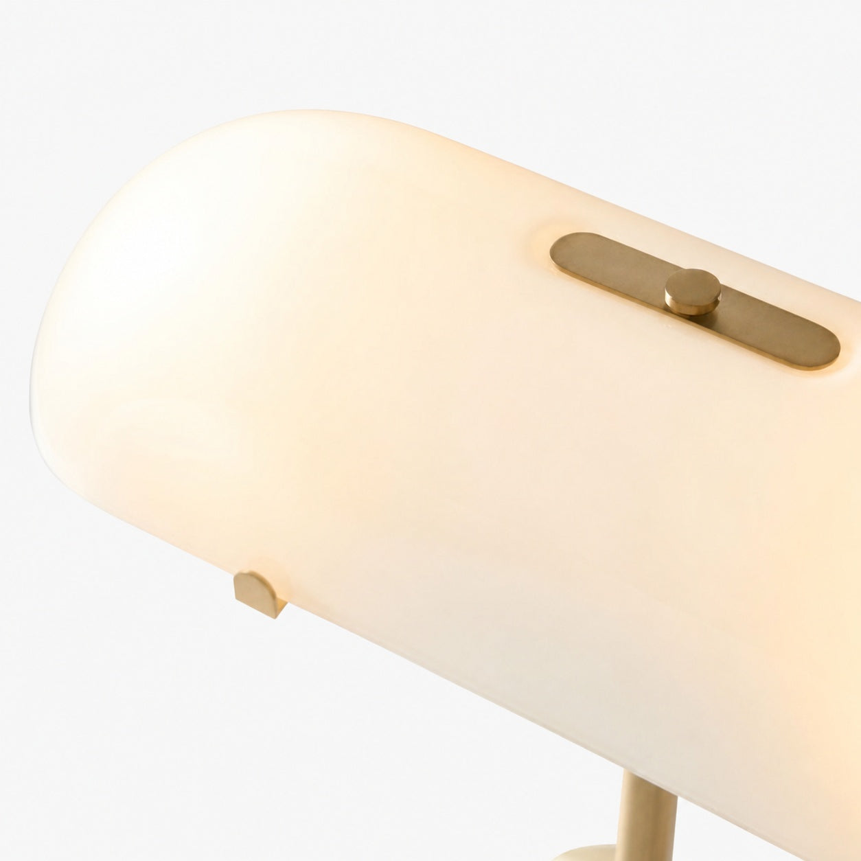 Ferosa Boat-Shaped Lampshade Table Lamp – Vintage Bronze Finish with Milk Glass Shade