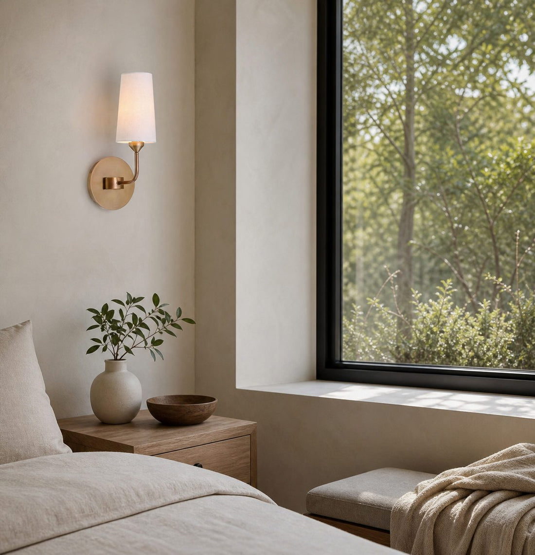 Lewis Wall Lamp