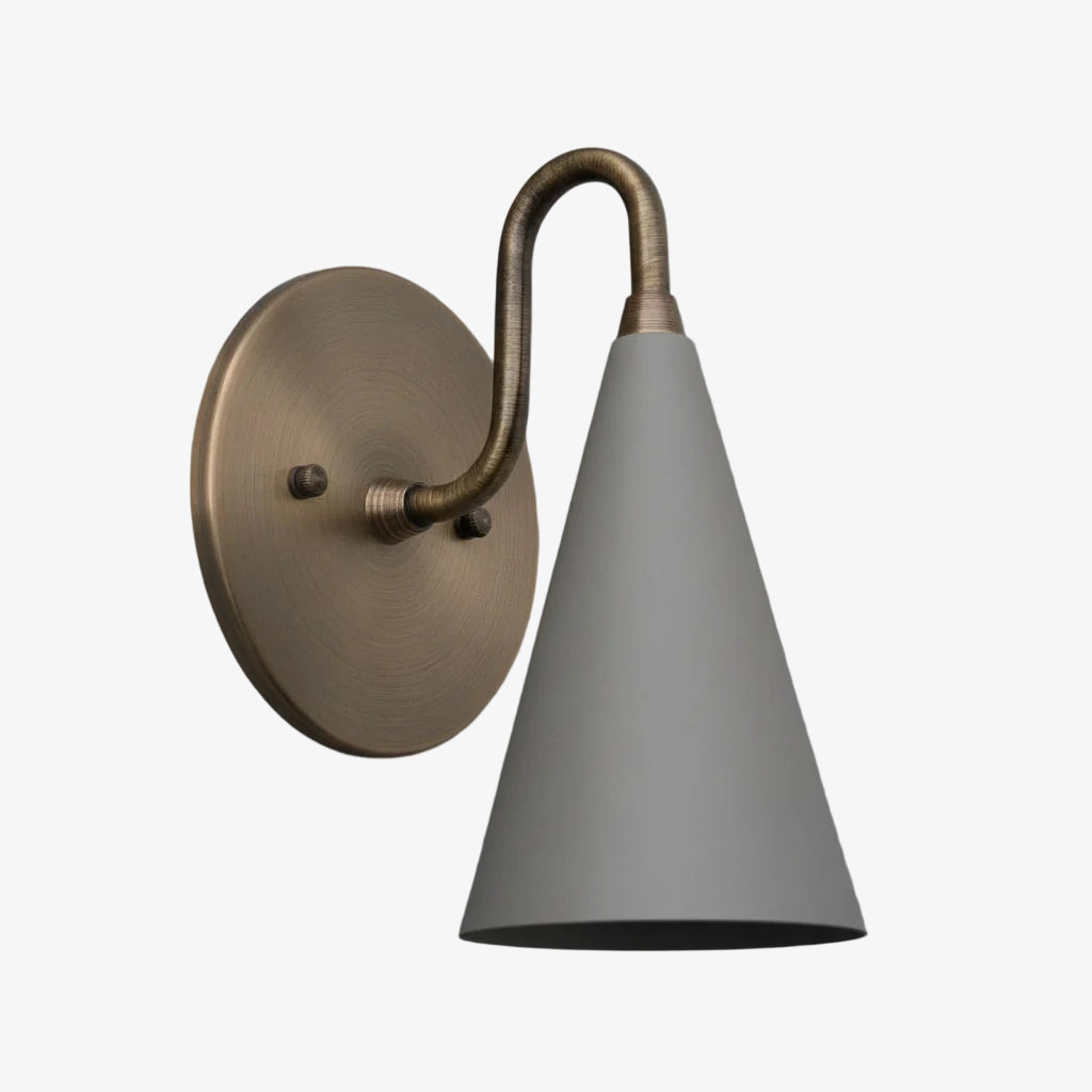 Curva Metal Cone Shade Sconce – Vintage Brass Wall Light for Entryway or Stairwell