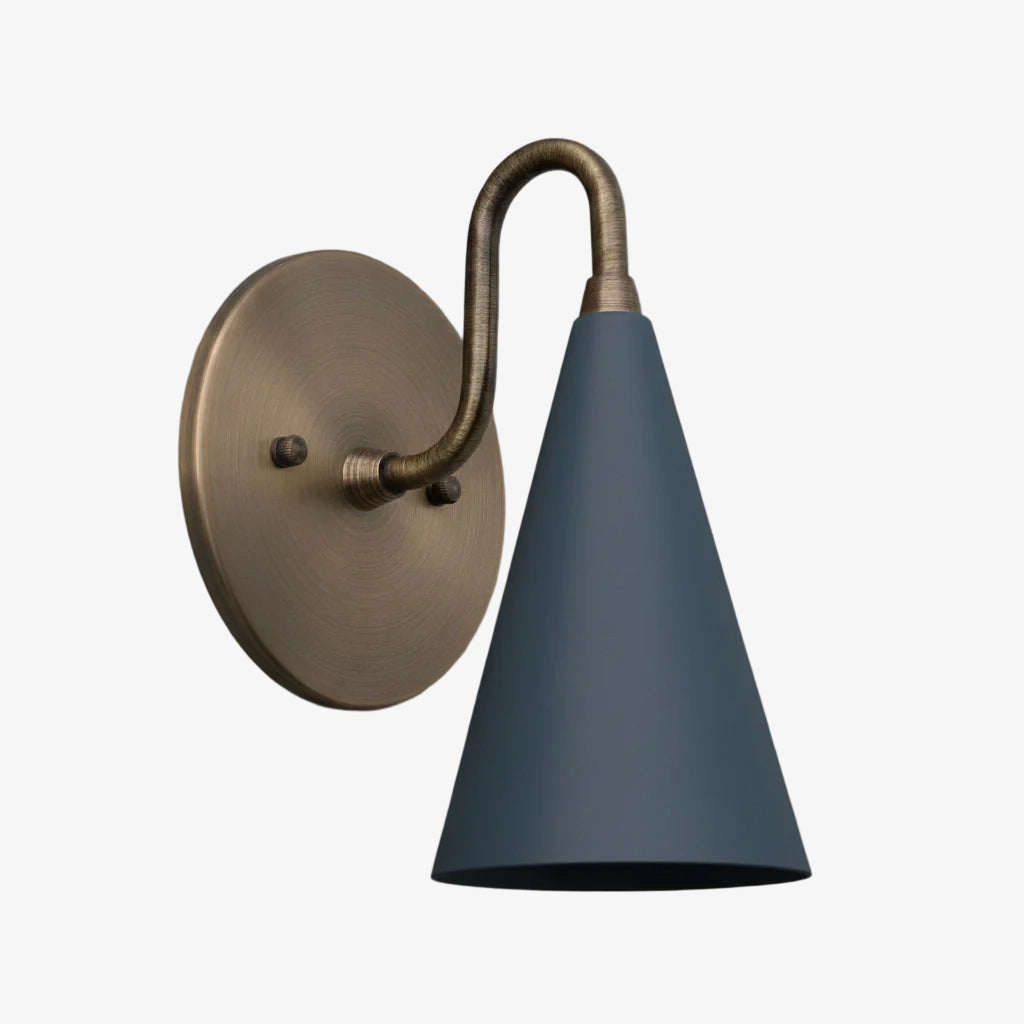 Curva Metal Cone Shade Sconce – Vintage Brass Wall Light for Entryway or Stairwell