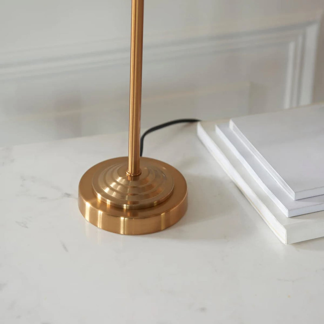 Tela 1‑Light and 3‑Light Table Lamp – Modern Linen & Metal for Bedside or Living Room