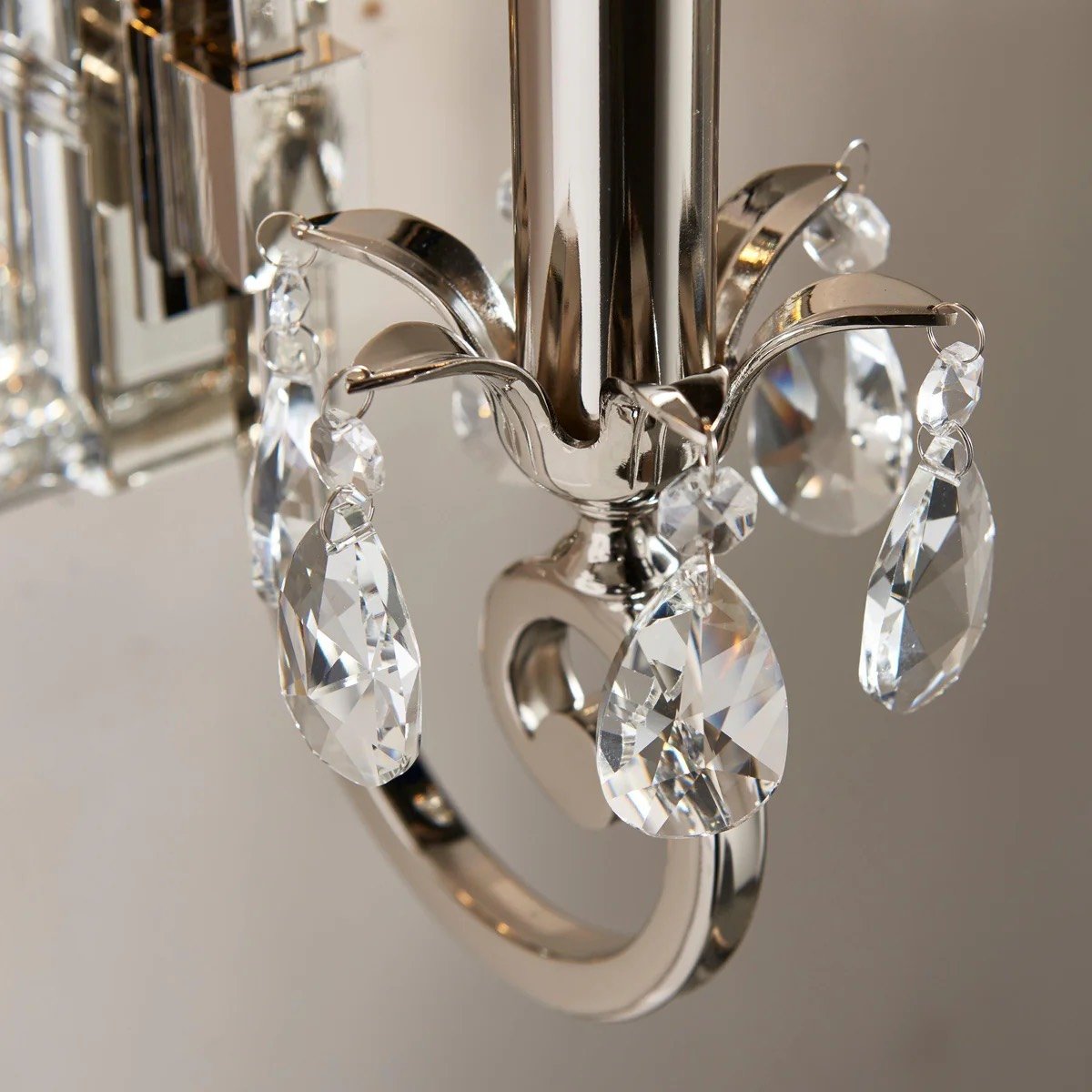 Talonis Crystal Accent Wall Light – Curved Chrome Arm Design for Living and Hallway Spaces