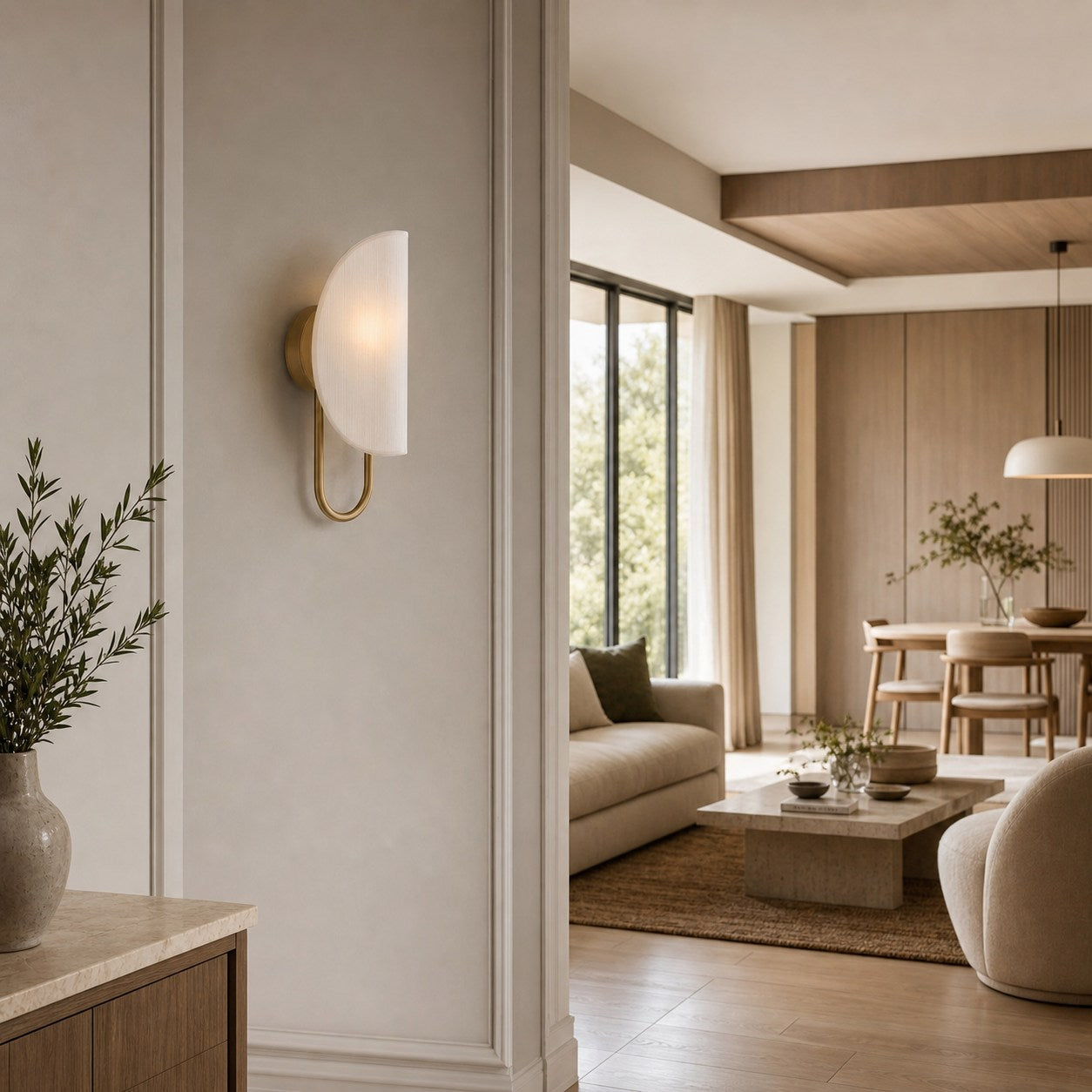 Minimalist Modern Wall Light with Brass or Fabric Shade for Ambient Lighting