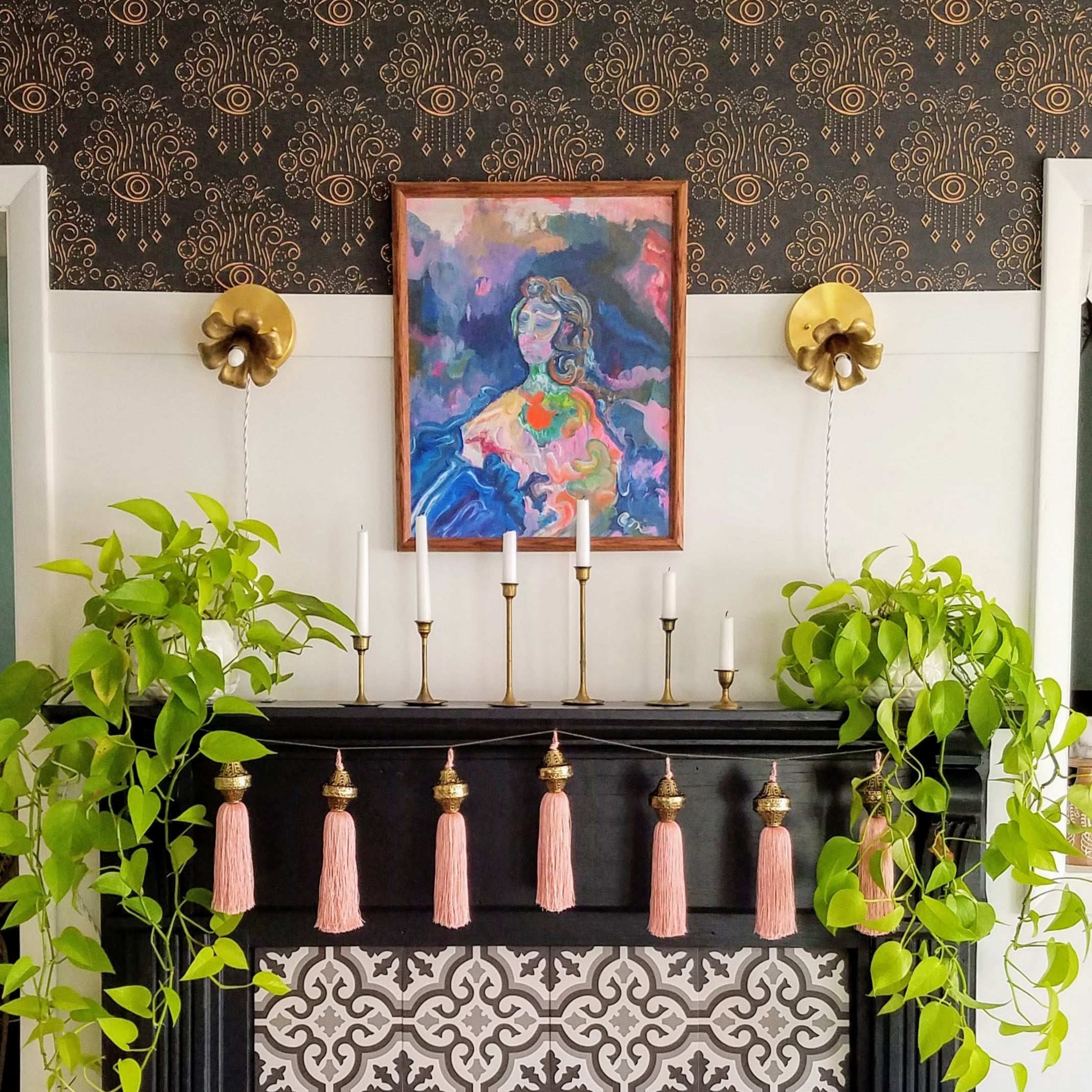 Romantic Brass Sconce - Adjustable Flower Cup Wall Light for Cozy Spaces