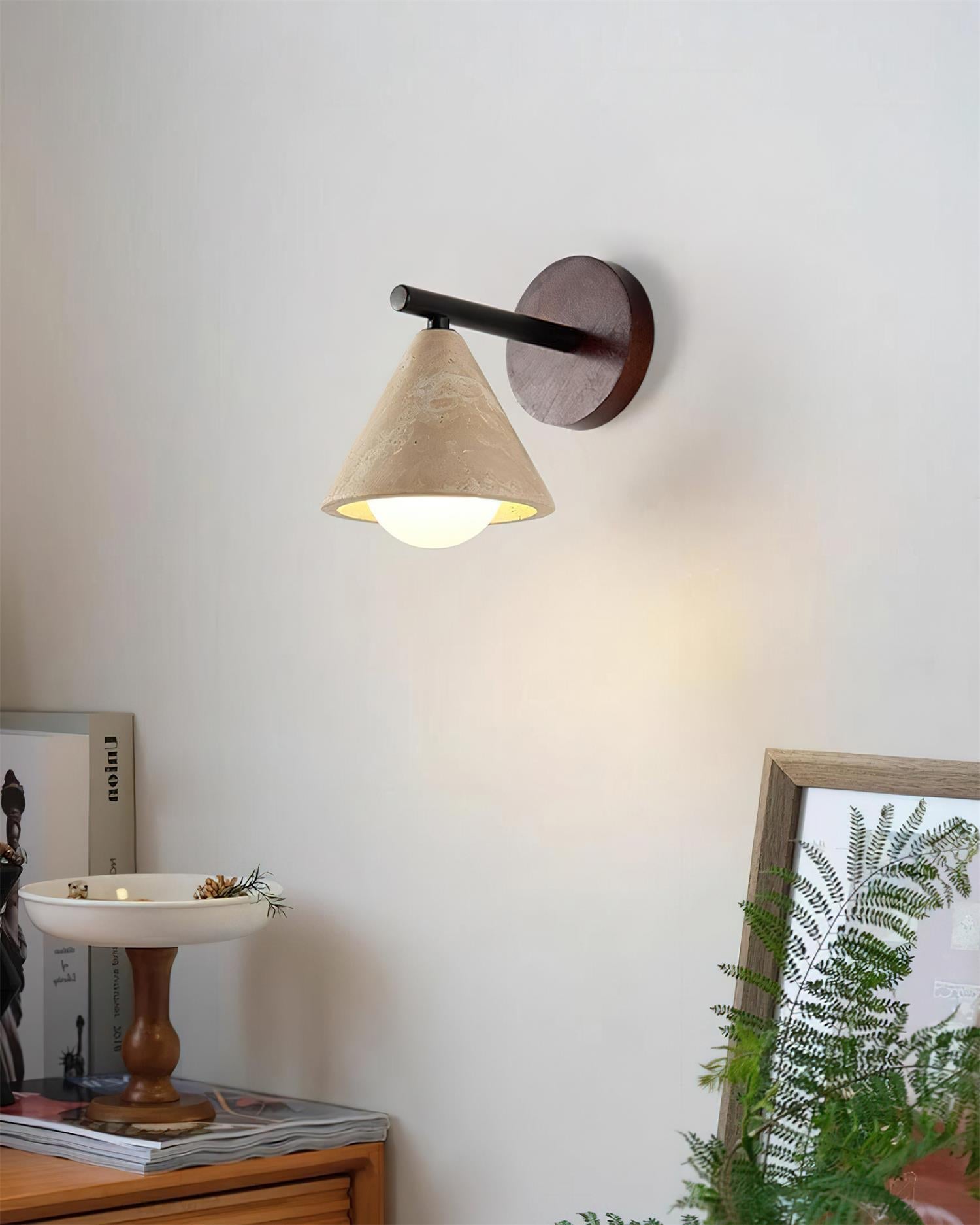 French Medieval Style Simplicity Wall Lamp