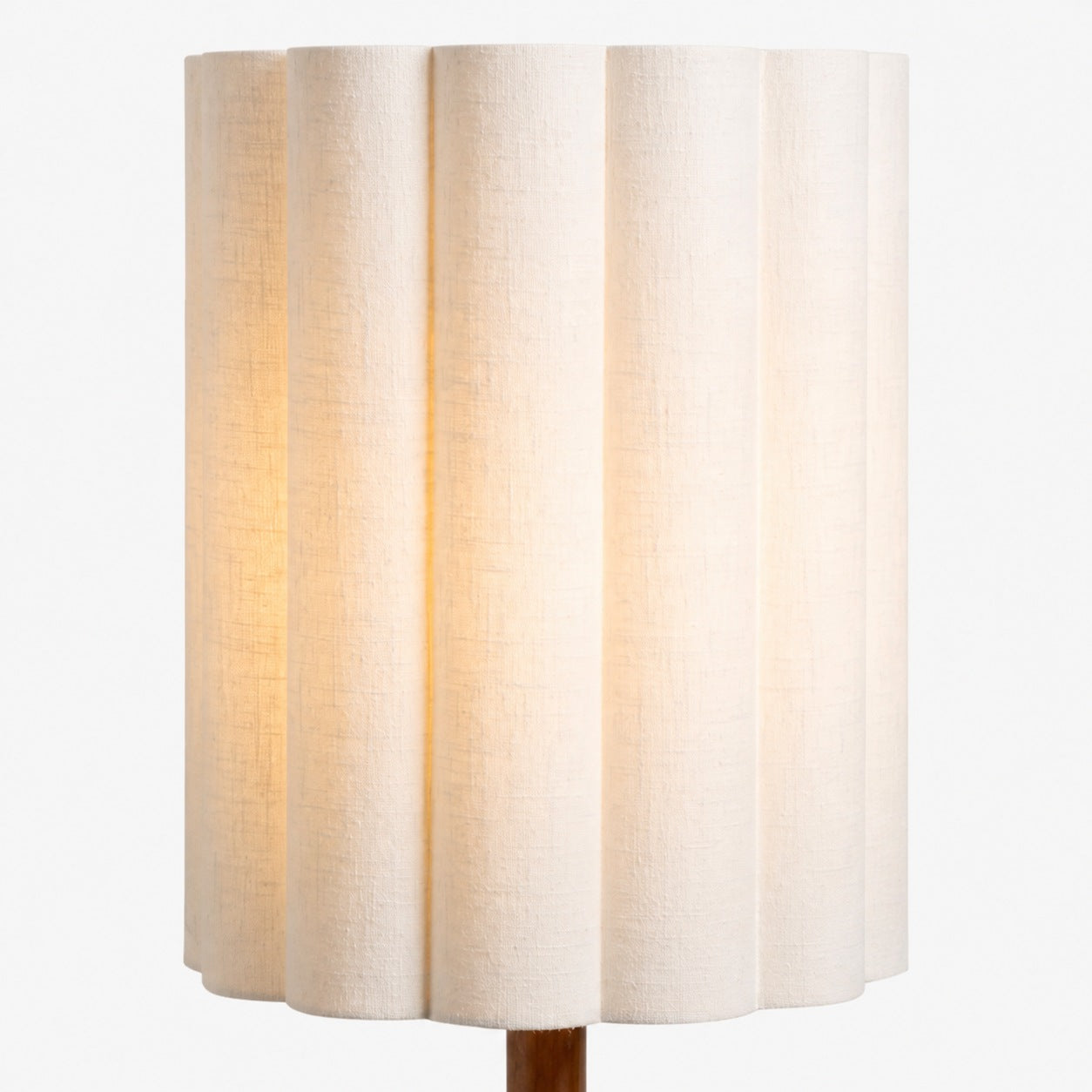 Linbron Modern Fabric Shade Table Lamp with Wood Base – Soft Ambient Lighting for Bedroom or Living Room