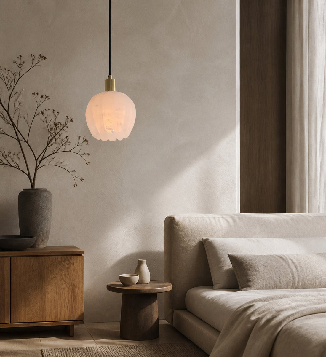Lilin Alabaster Pendant Light