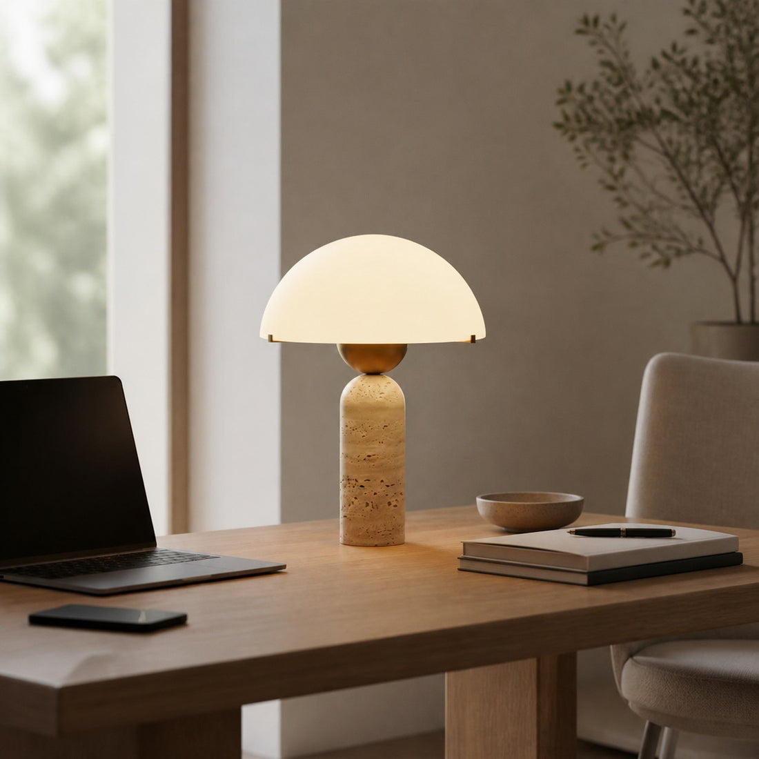 Peono Alabaster Table Lamp