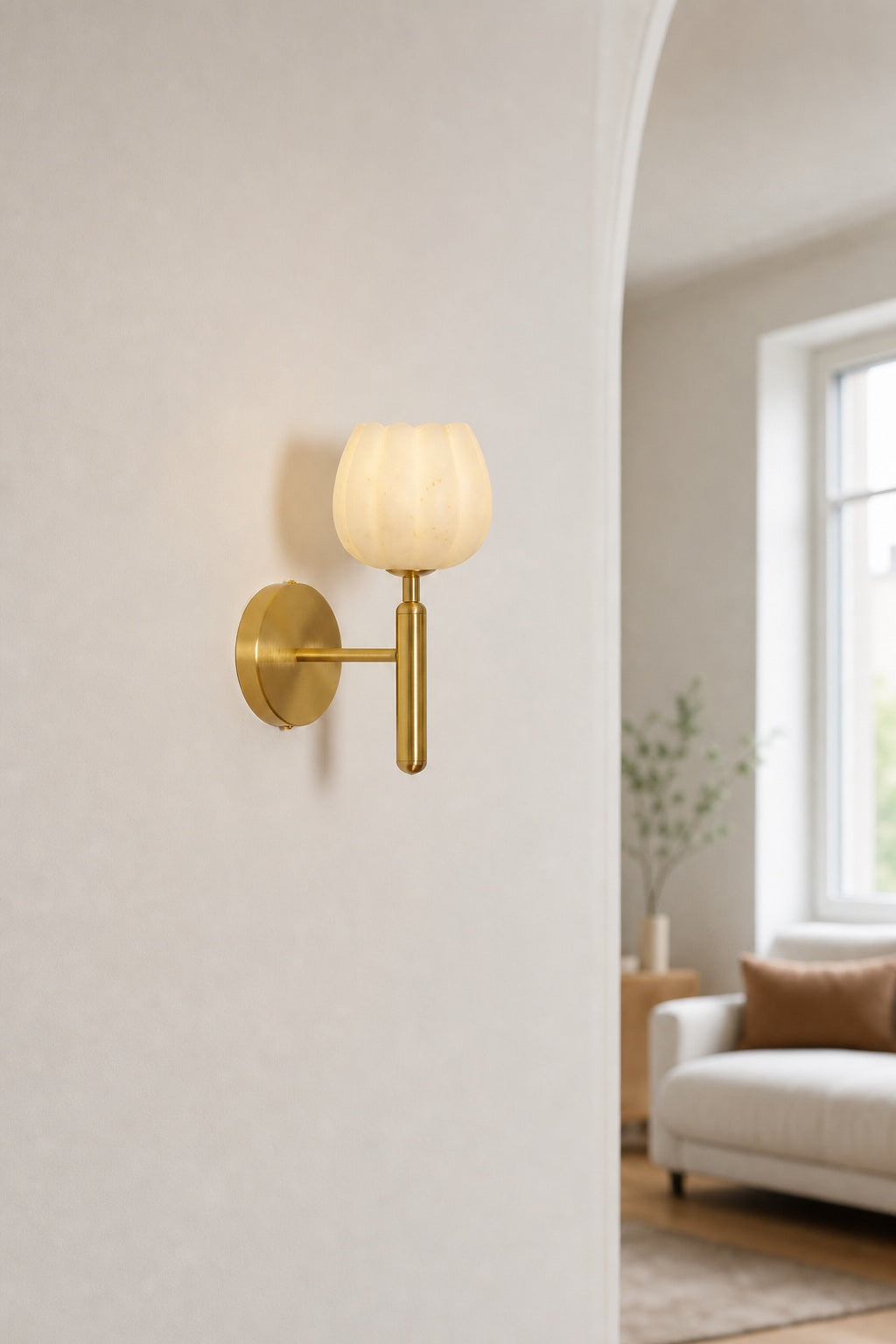 Mian Alabaster Wall Lamp