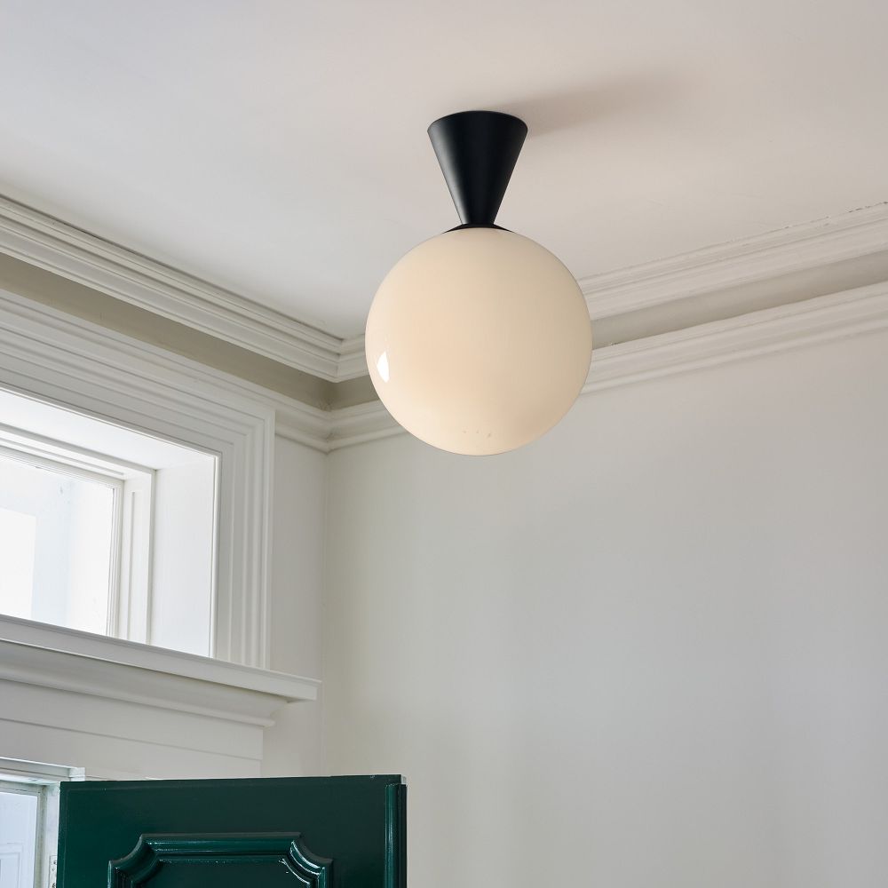Ulvara Contemporary Round Ceiling Light – Sleek Flush Mount Fixture for Modern Interiors