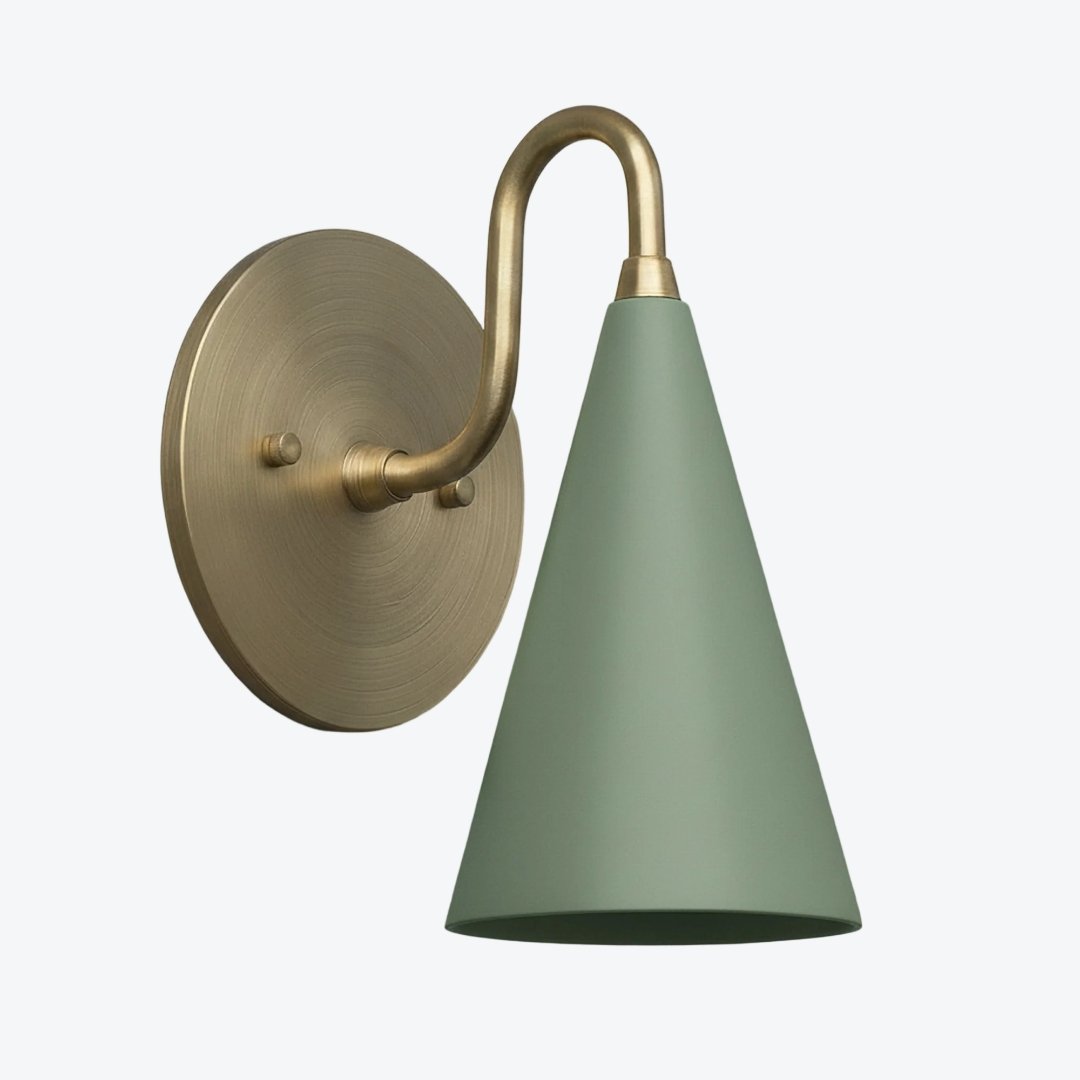 Curva Metal Cone Shade Sconce – Vintage Brass Wall Light for Entryway or Stairwell