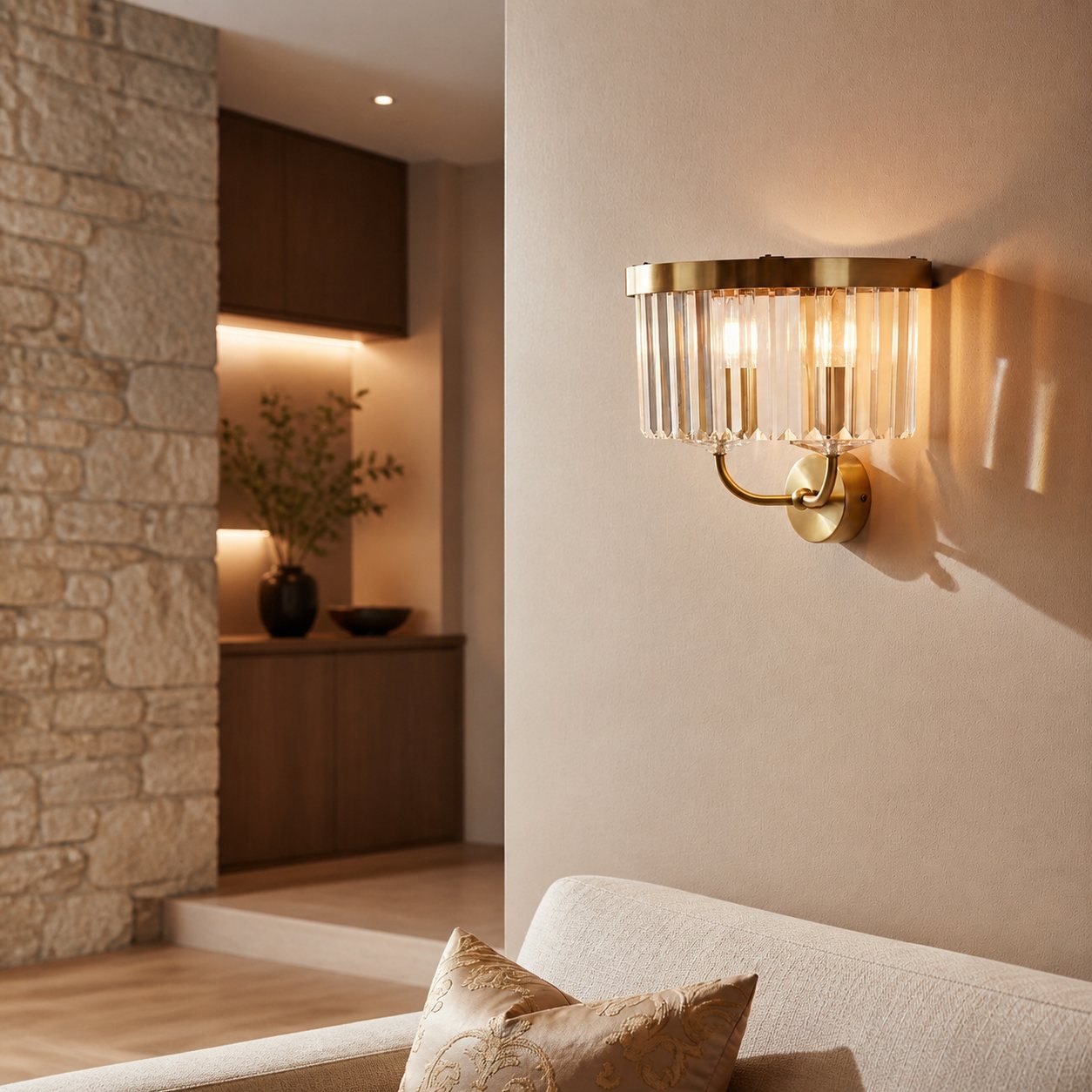 Beveline Faceted Clear Cut Glass Wall Light - Classic Metal Sconce for Hallway and Living Room