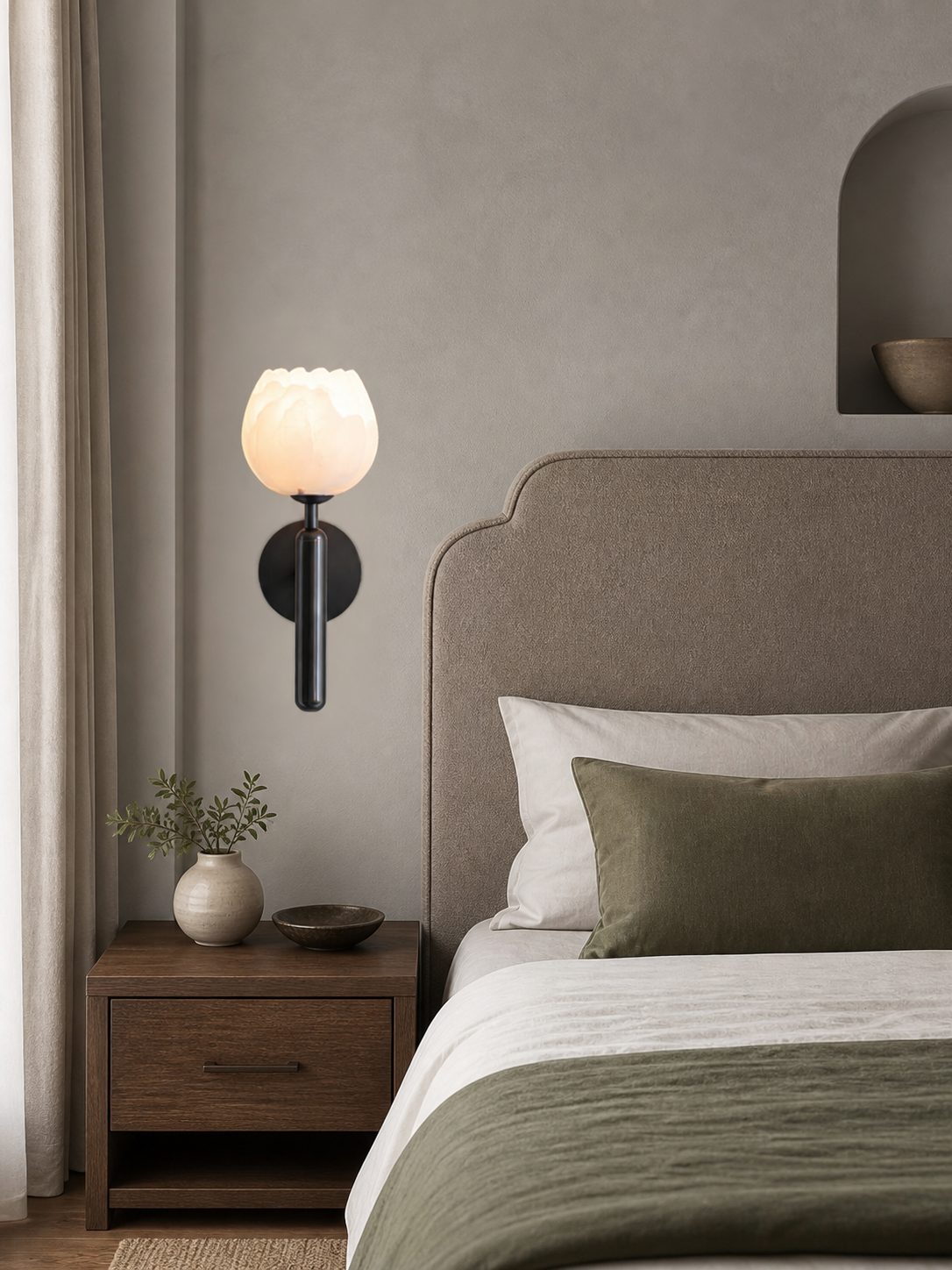 Mian Alabaster Wall Lamp