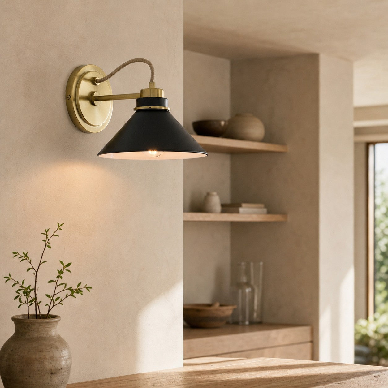 Aurenza Sconce – Farmhouse Wall Light with Metal Accents for Cozy Spaces