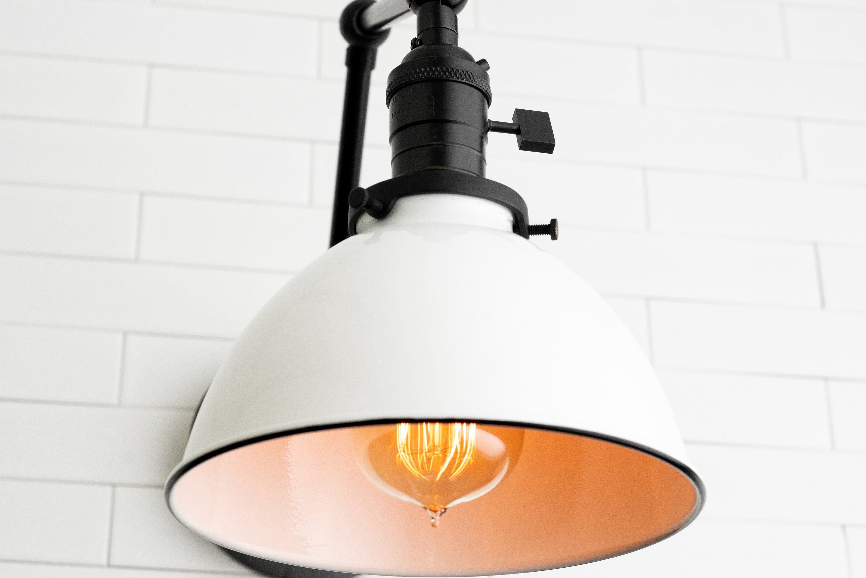 Conique Metal Modern Wall Light Fixture – Wall Sconce for Hallway & Entryway