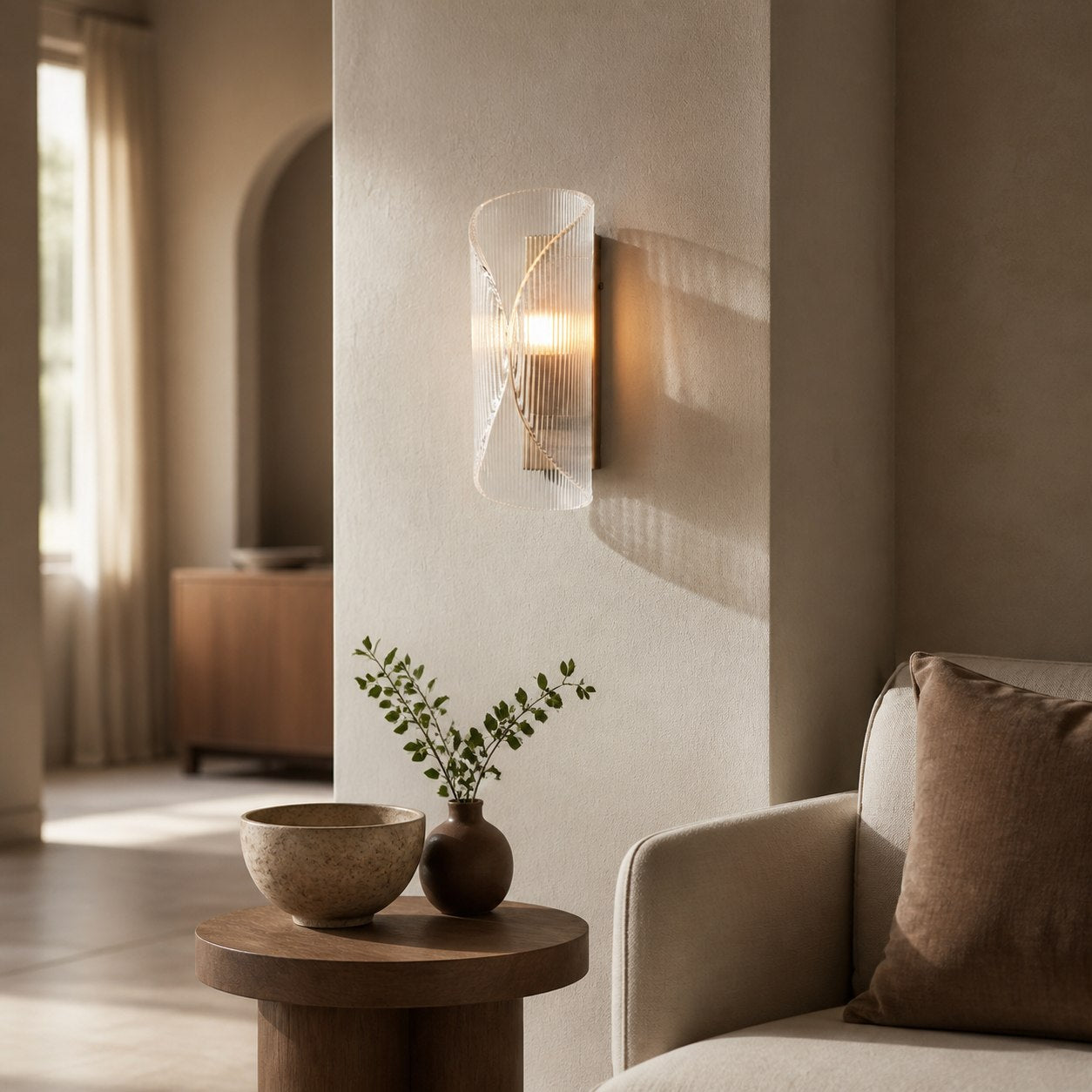 Velora Cylinder Glass Wall Light – Refined Brass Wall Sconce for Entryway or Bedside