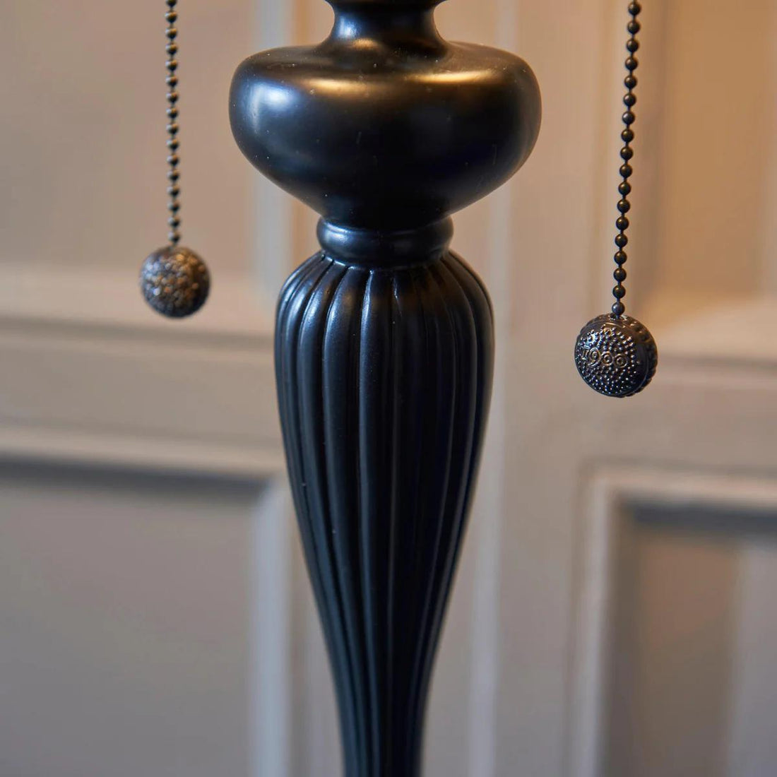 TF Brooklyn Geometric Art Deco Tiffany Floor Lamp –  Stained Glass Shade and Satin Black Base for Living Room