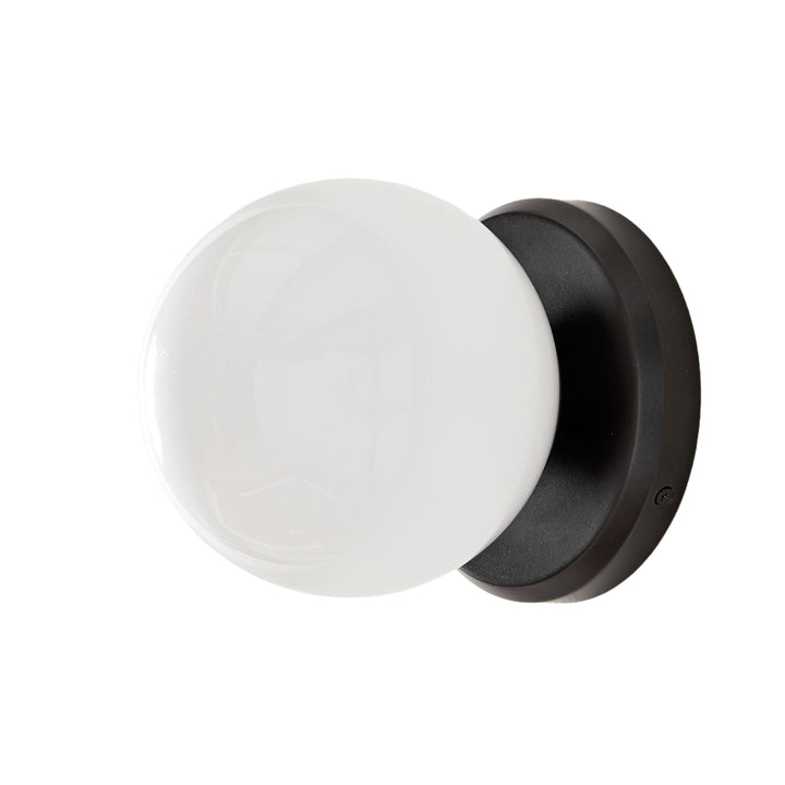 Brelia 1-Light Sconce - Minimalist Wall Light for Modern Home Décor