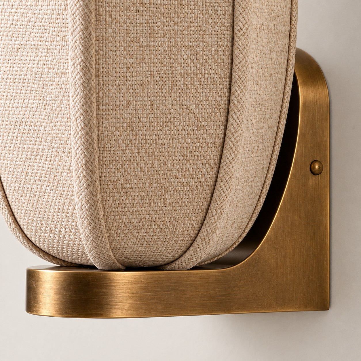 Loomis oval shade and aged brass bracket, Size B