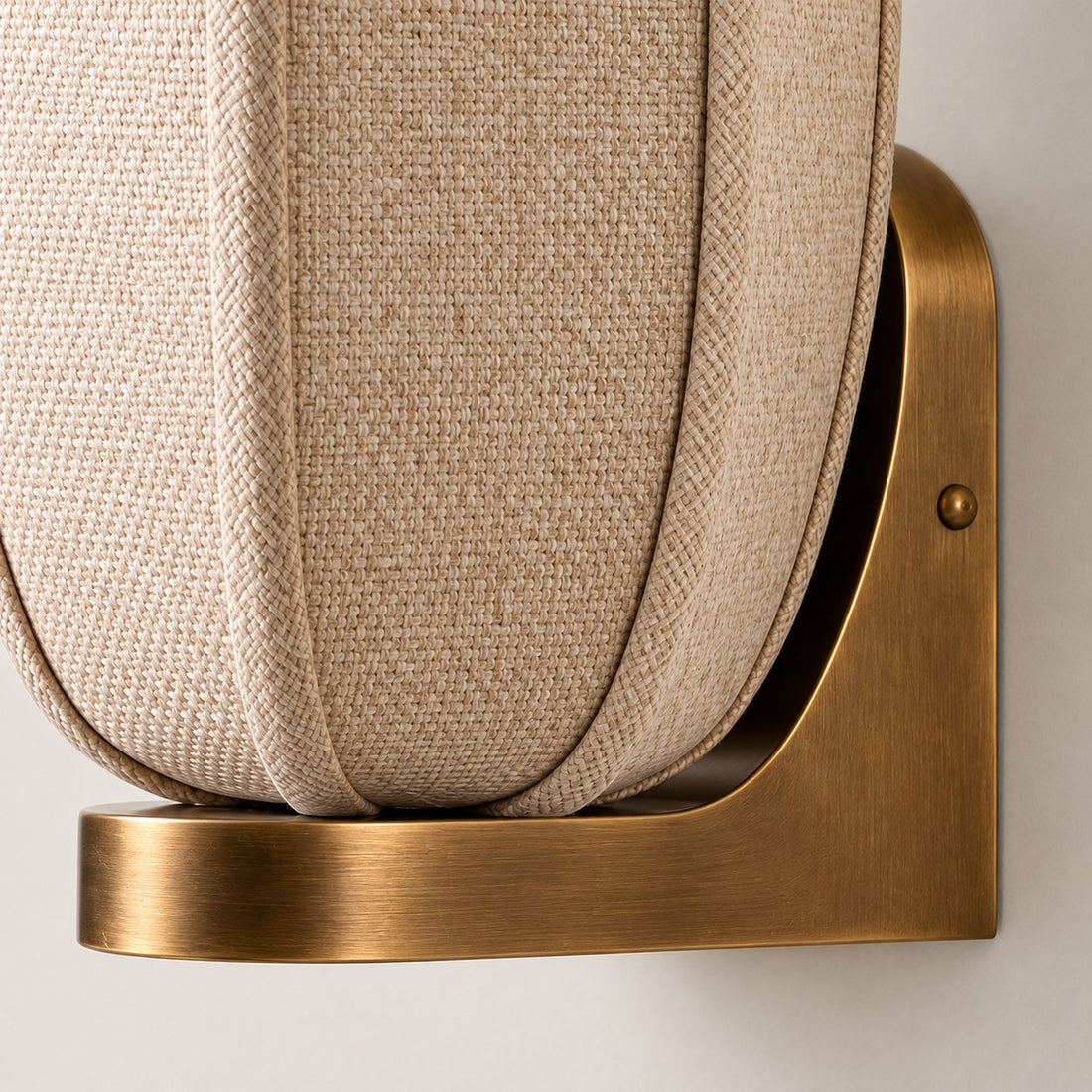Loomis oval shade and aged brass bracket, Size B