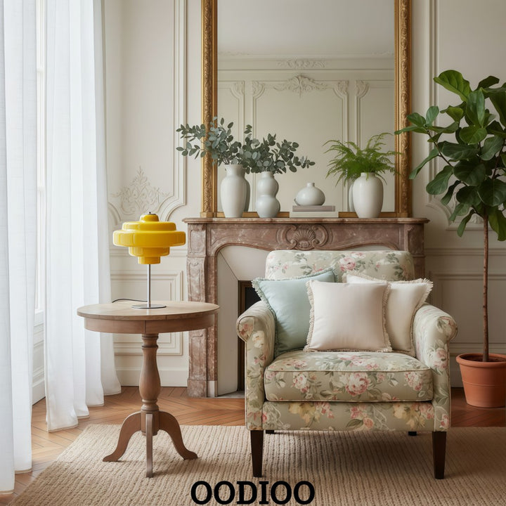 Koloro Tiered Glass Table Lamp – Retro & Contemporary Design for Living Room