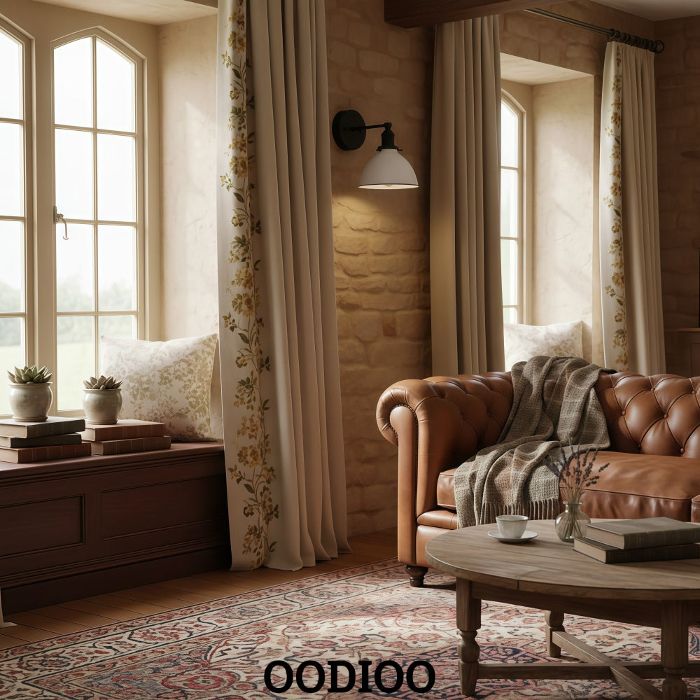 Conique Metal Contemporary Wall Light – Durable Metal Sconce for Bathroom or Hallway