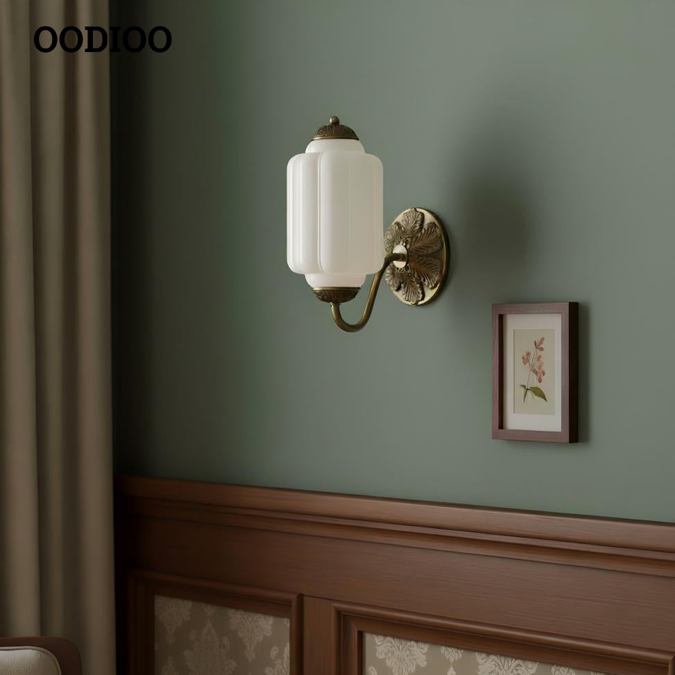 Vintage Milk Glass Sconce - Bedside Cream Eloise Wall Sconce