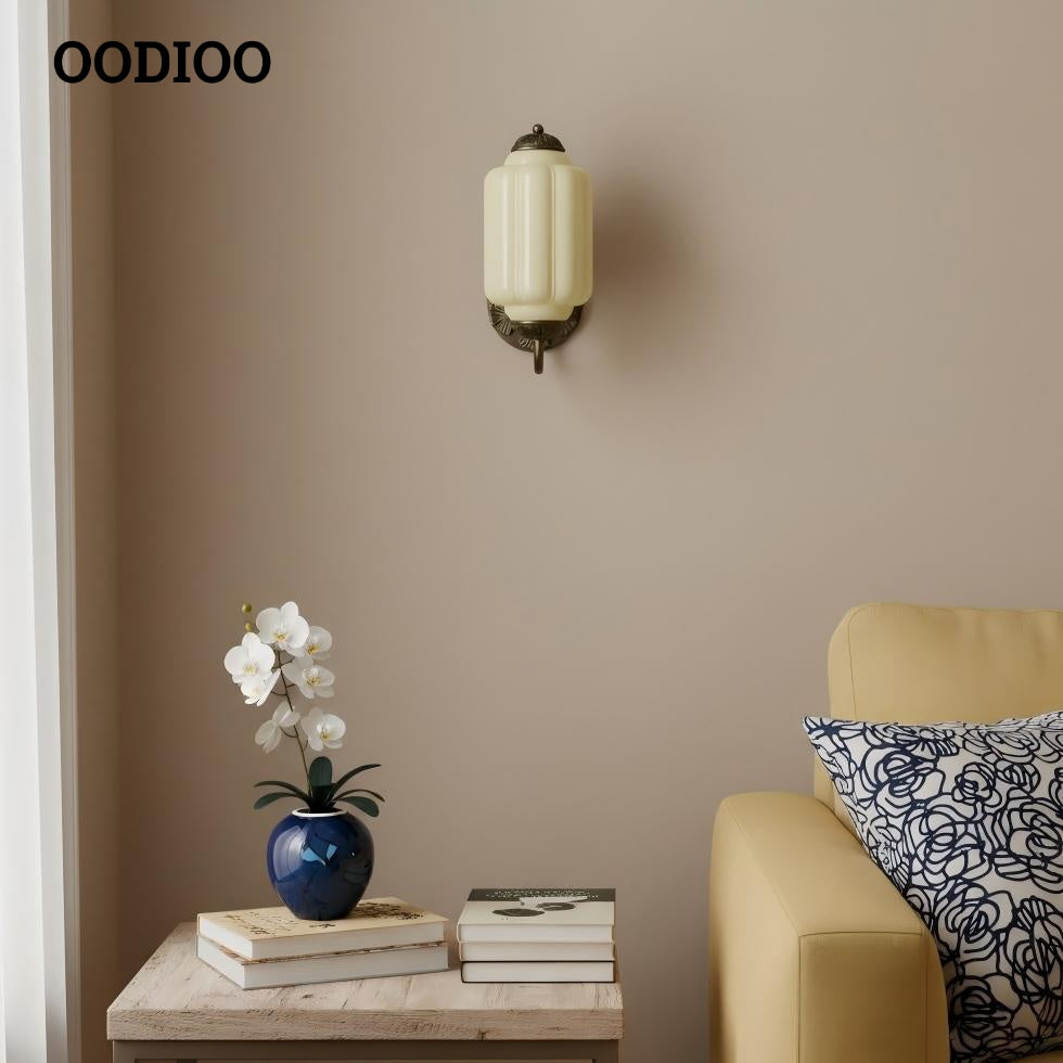 Vintage Milk Glass Sconce - Bedside Cream Eloise Wall Sconce